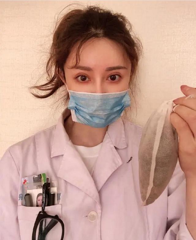 31岁女中医，被称为“中国真人版春丽”，这样的腹肌你也可以有！