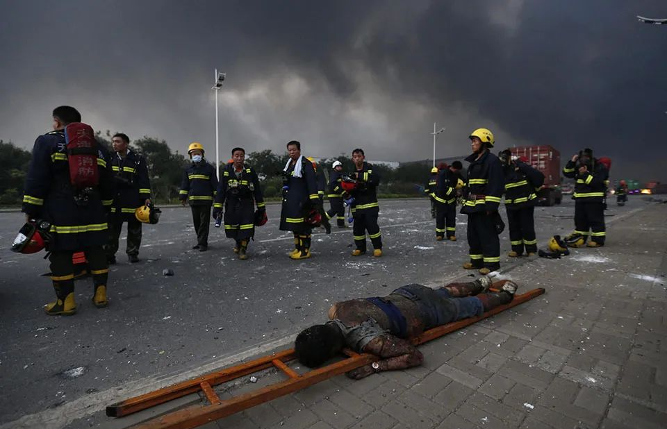8·12 天津大爆炸六周年,致敬那些离开的消防员兄弟!