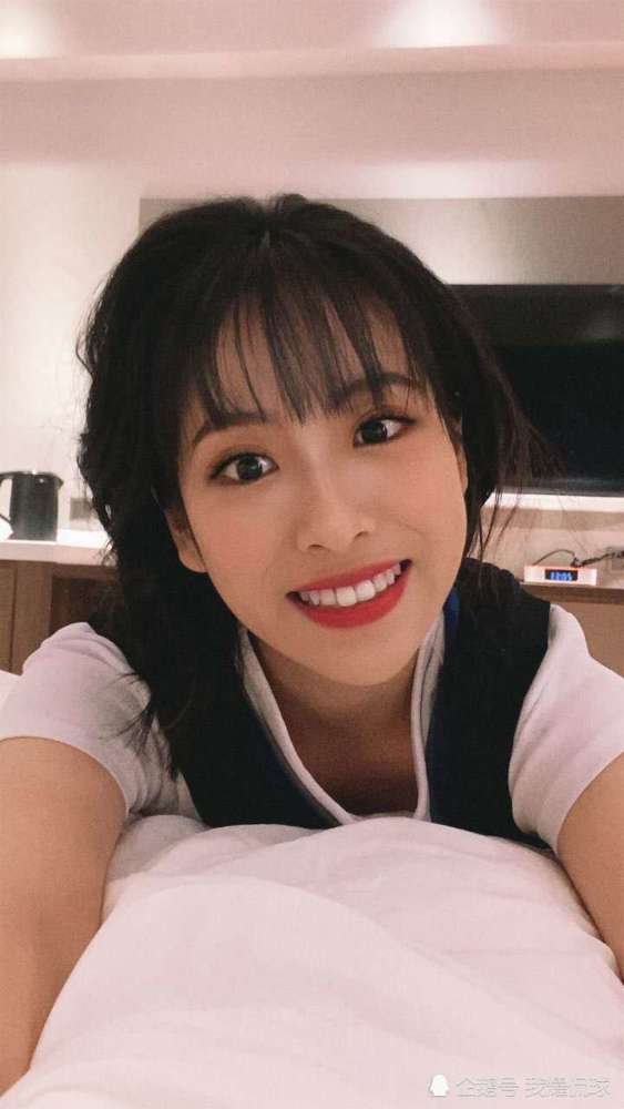 有颜又有才鬼马少女李秋曈53天从小透明到第一名