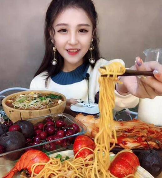 5,猫妹妹猫妹妹是某手上知名的吃播网红,一直以来