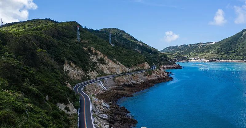 这条浙江沿海的彩虹公路,夏日感爆表!