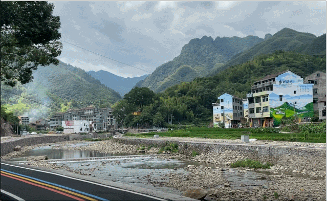 青田县有多少人口_浙江青田宝石产地遭滥挖乱采 大山被掏空