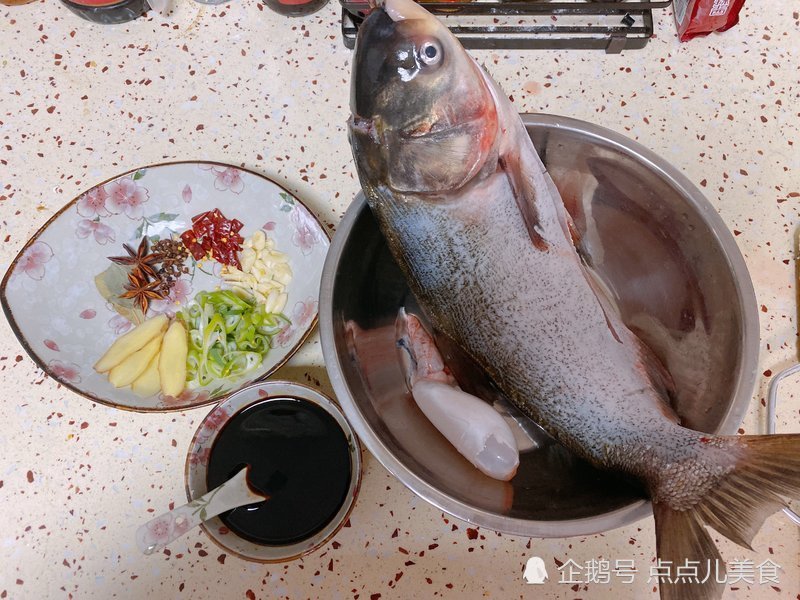 鱼耳超级风暴怎么混搭用_头脑风暴图片