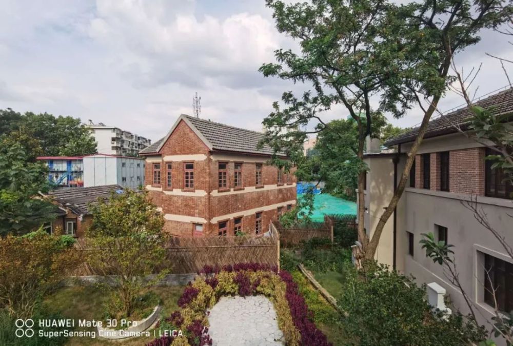 刚刚亲眼见证震撼内景！积贫积弱的民国，在南京留下史诗级建筑群