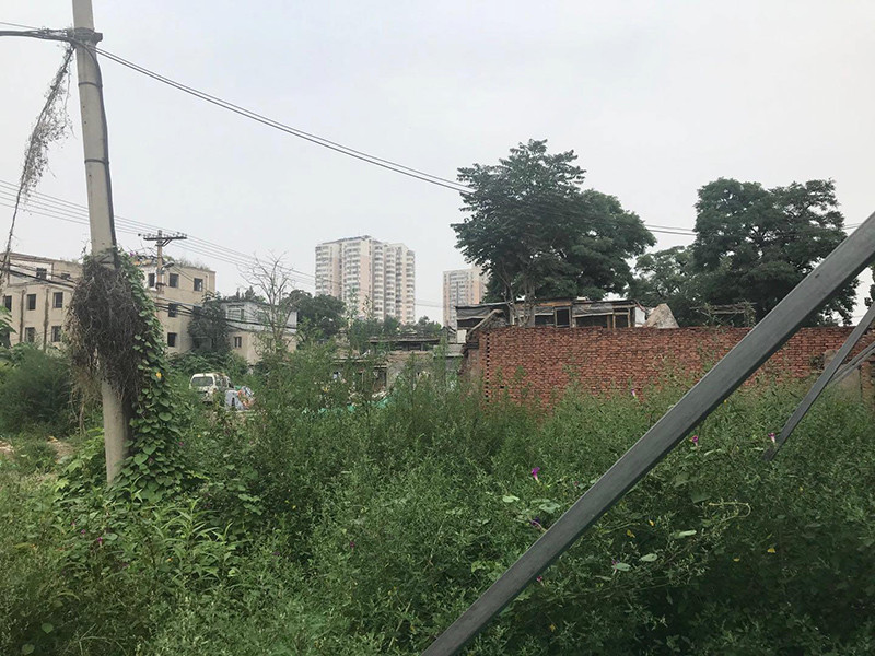 北京东铁营改造进度搁置，剩余住户蜗居多年等拆迁