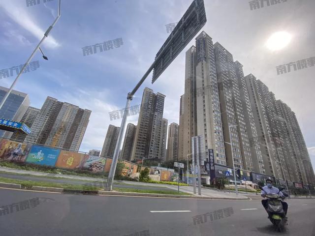 被投诉太臭，开盘遭维权的深圳网红盘，556套还是卖光了