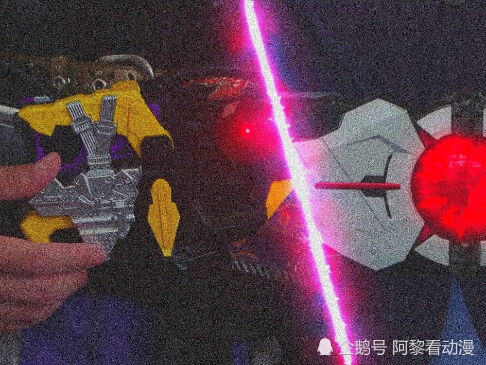 《假面骑士零一》飞电或人并没有被亚克控制,千骑腰带
