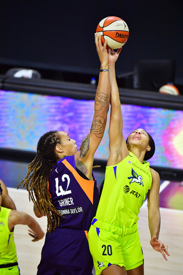 2020wnba常规赛:达拉斯之翼vs菲尼克斯水星