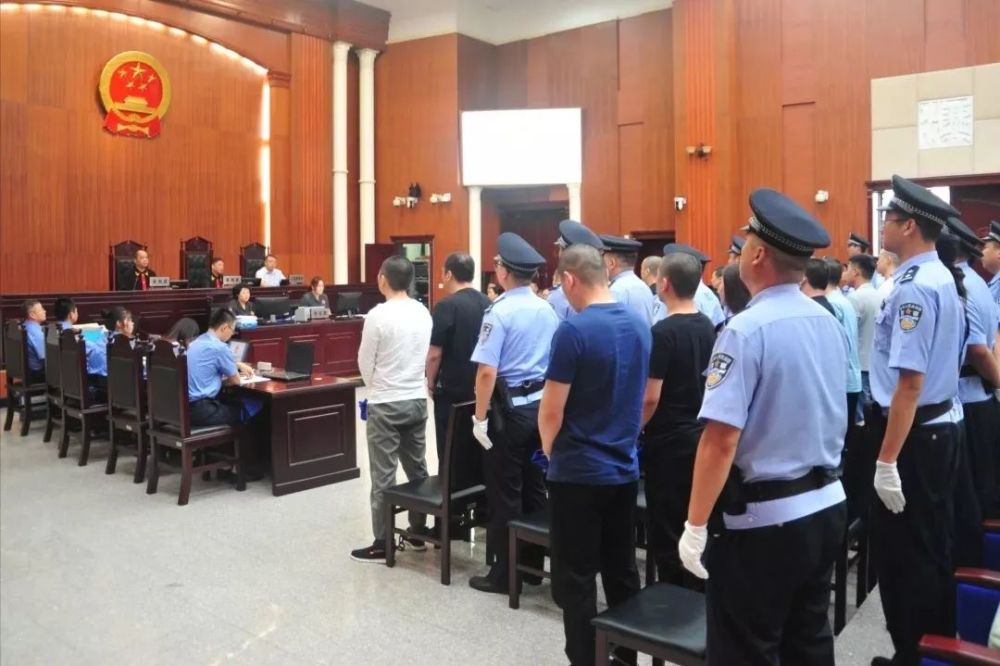 滨海新区法院集中宣判8件涉黑涉恶案件,69人获刑,最高