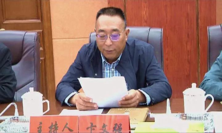 金绍强一行深入我县检查指导工作