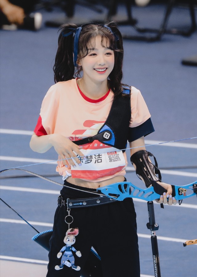 "小彩虹"徐梦洁——笑容暴击biubiu