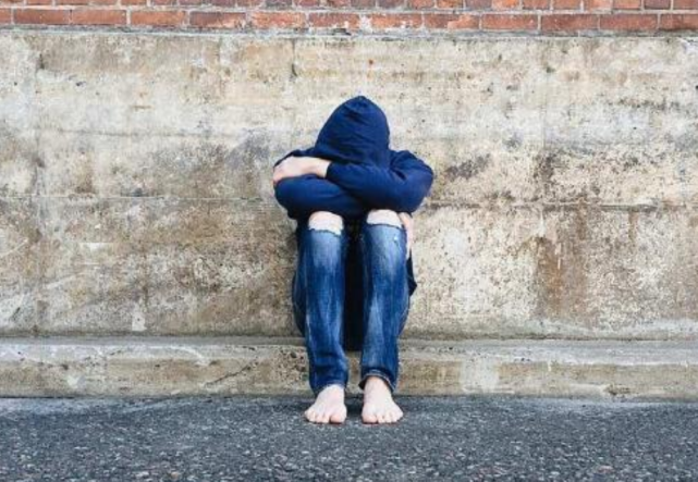 你真的是抑郁症吗?这三种现象,若你一个不占,99%是"