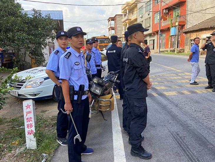 江西乐安连环杀人案曾春亮抓捕细节曝光?主动举起手来,接着跪下