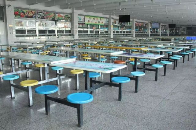 教育学生节粮，不能搞得学生饿肚子