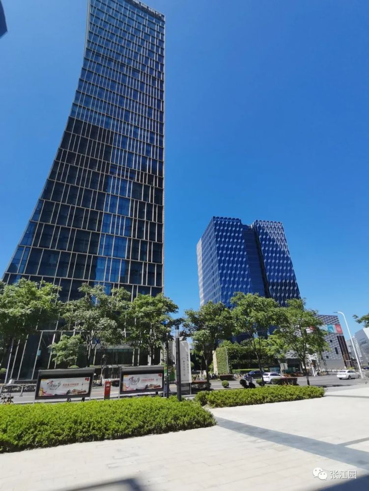 瑞丰国际大厦位于杨树浦路248号,属虹口区,外滩,上海瑞丰国际大厦由