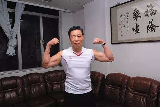 钟南山吴孟达合照曝光大16钟南山健硕身材抢镜