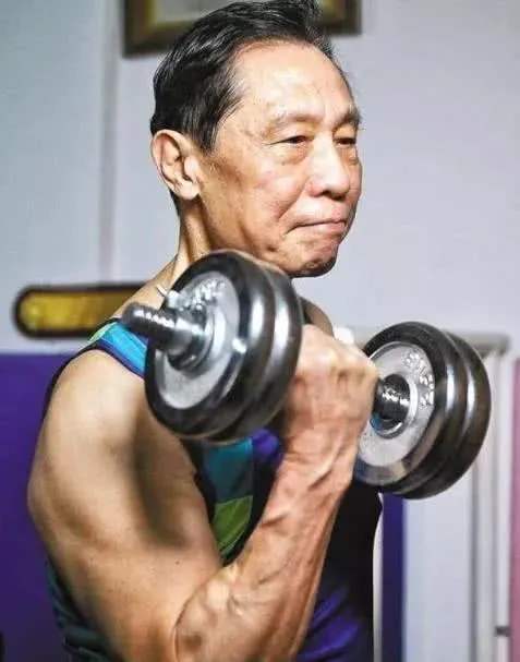 钟南山吴孟达合照曝光大16钟南山健硕身材抢镜