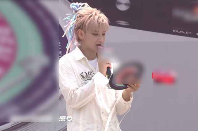 说唱新世代定档黄子韬粉色脏辫太吸引人导师阵容令人期待