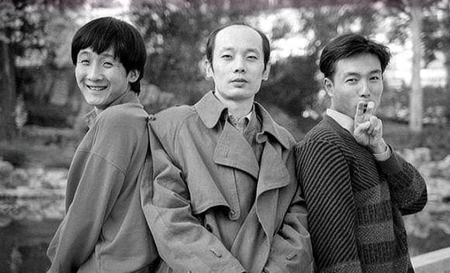葛优,梁天发文吊唁谢园
