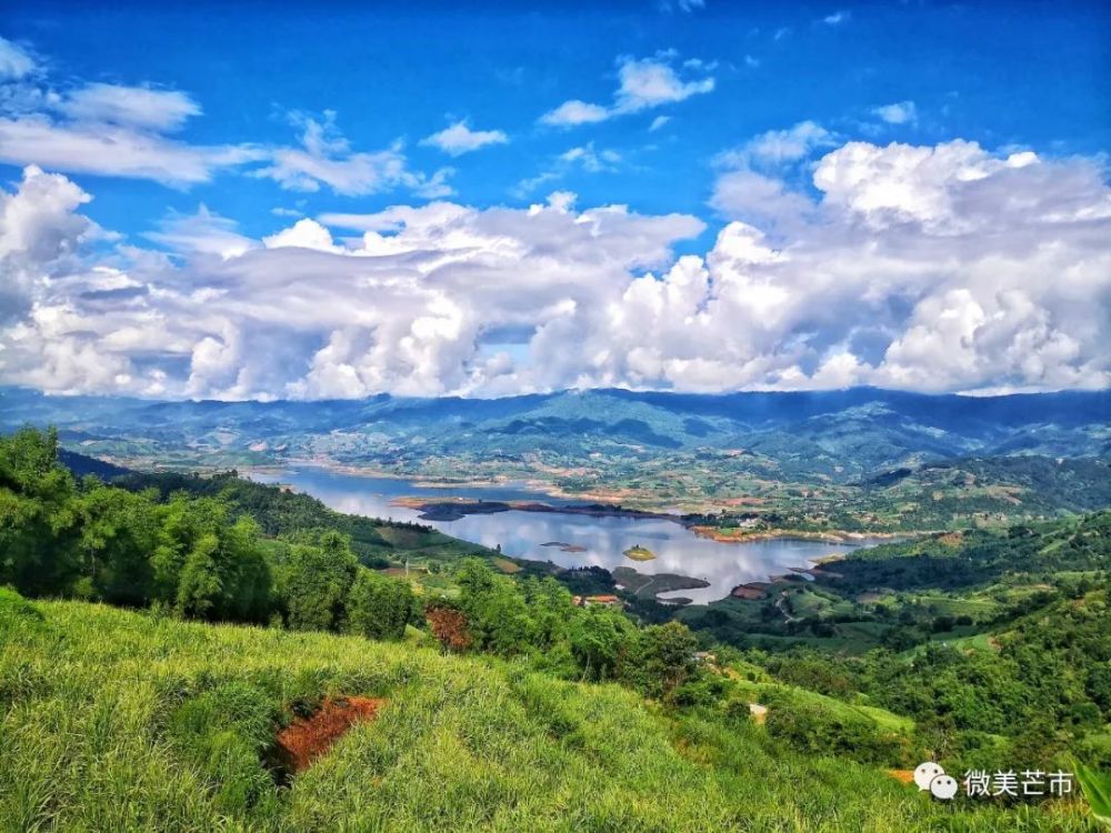 三台山乡人口_山乡巨变连环画(2)