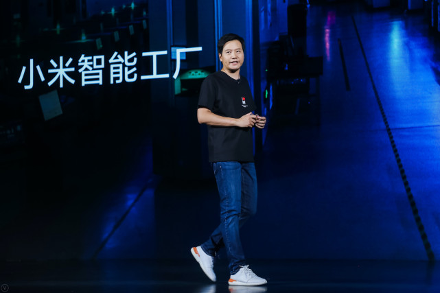 小米公布许多大动作后股价三天大涨15%!三款超大杯