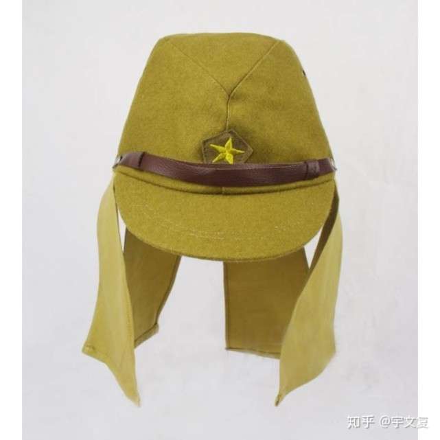 二战日军帽子上为何会有两片屁帘这两块布到底是干什么用的