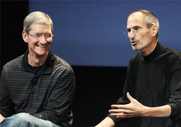 乔布斯之后，他如何帮助苹果两年增加1万亿市值再创新高？