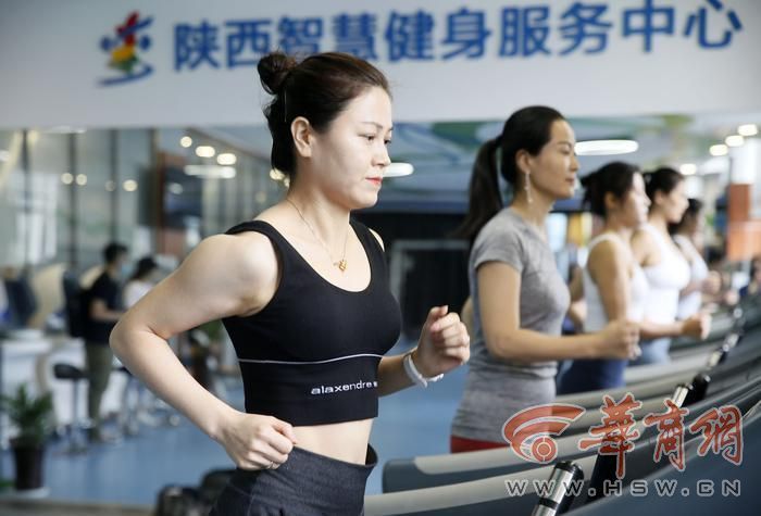 陕西省全民健身典型人物谢芳：推广每天坚持运动一小时的理念