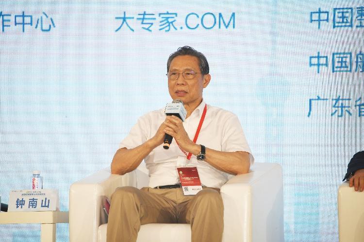 钟南山：临床实践表明中医药防治新冠肺炎客观有效，未来要让国际同行认可