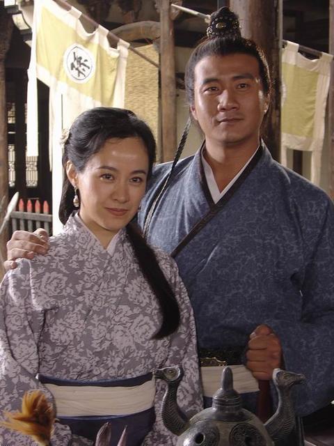 朱元璋在马家被管家虐待,大小姐"马大脚"马皇后送饭送衣露真情