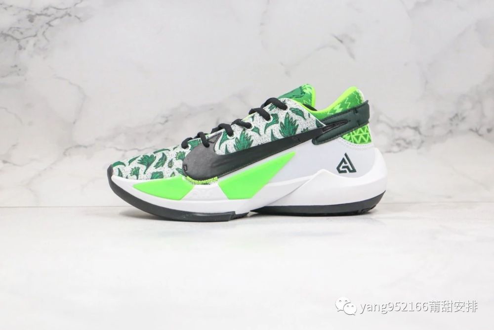 耐克nike zoom freak 2字母哥二代篮球鞋黑绿色