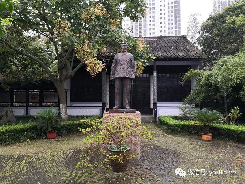 自驾游江苏参观泰州高二适纪念馆