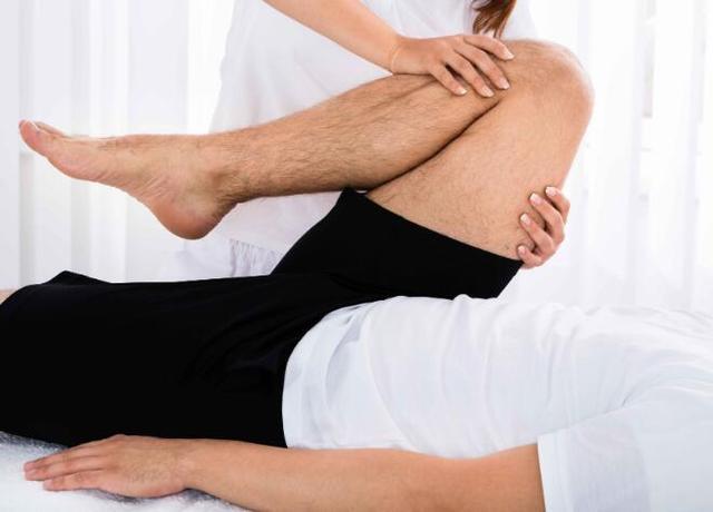 经常膝盖疼多半是这4个原因6个方法可缓解膝盖疼痛不妨试试