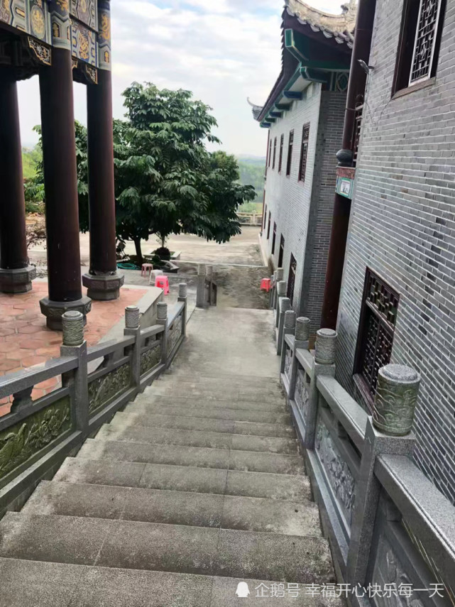 黄光山风景优美