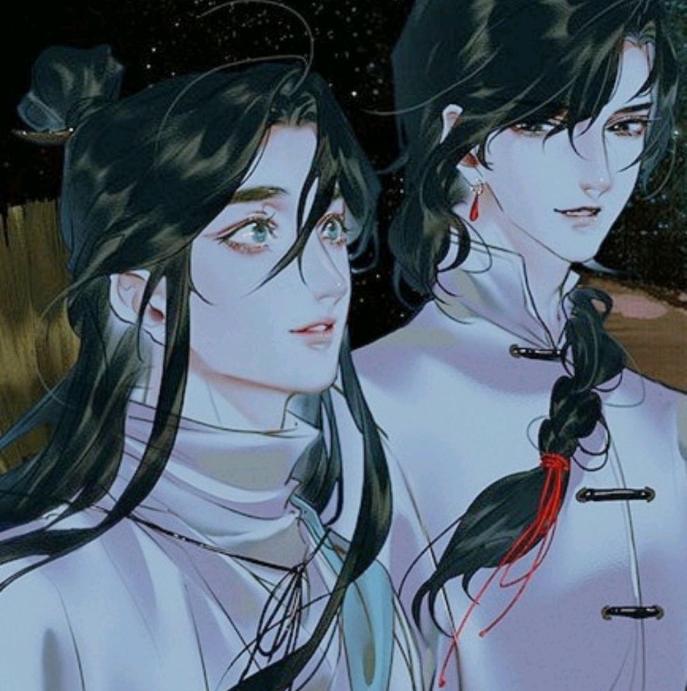 《天官赐福》漫画最上头的一话,花怜绝美亲手背!花总好a