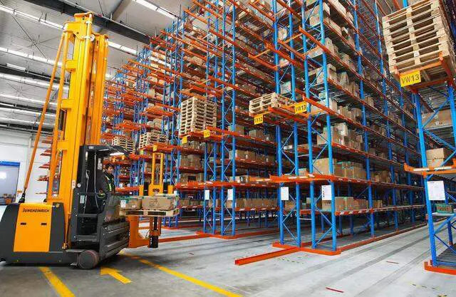 药物的生产GDP_抑郁症药物图片