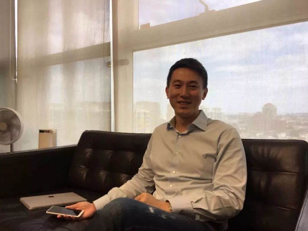 小米换cfo:37岁升任国际部总裁,曾服务于高盛,脸书