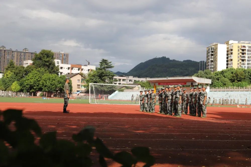 玉屏第一中学师生同台竞技