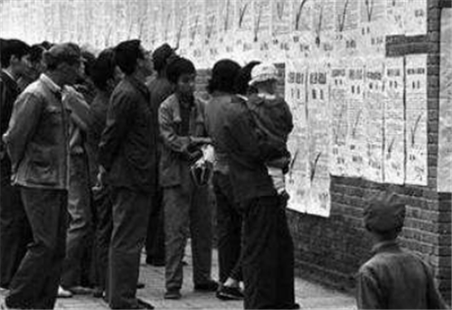 1983年首次严打:唐山菜刀队一次被枪决50多人,他们当时都干了啥