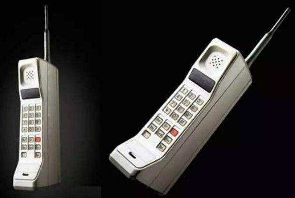 经换算,90年代的大哥大,能值200部苹果11?你家中还有吗
