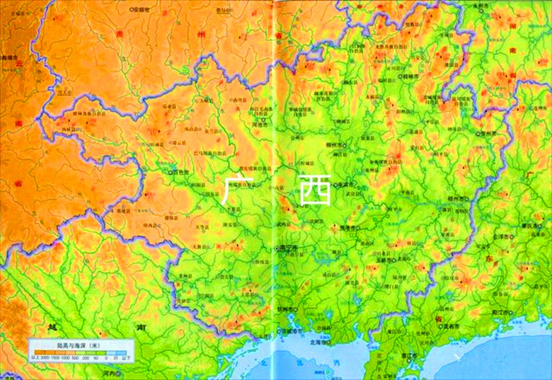 广西的地理地形图(绿色为丘陵和平原)