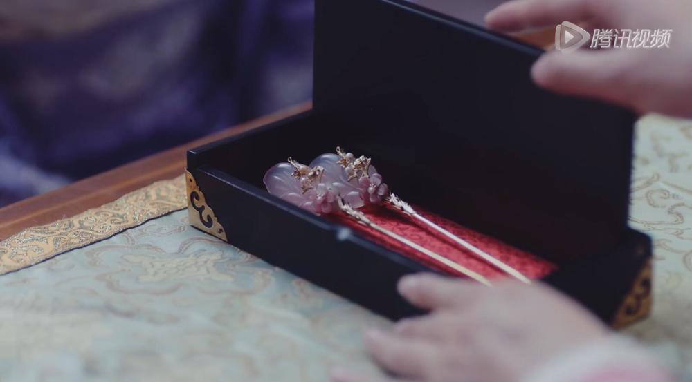 古装剧中有名的十大簪钗:若曦木兰簪陆贞九鸾钗,比比谁的更精致