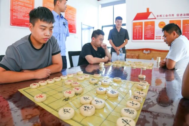 男子象棋长跑运动员图文编辑:周亚如