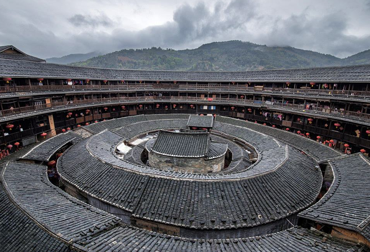 龙岩除了有永定土楼,还是福建的美食之城,闽西客家美食很有特色