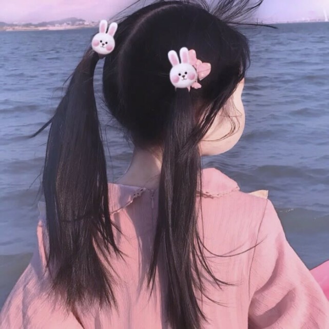 头像:女生头像/抖落一闪星光