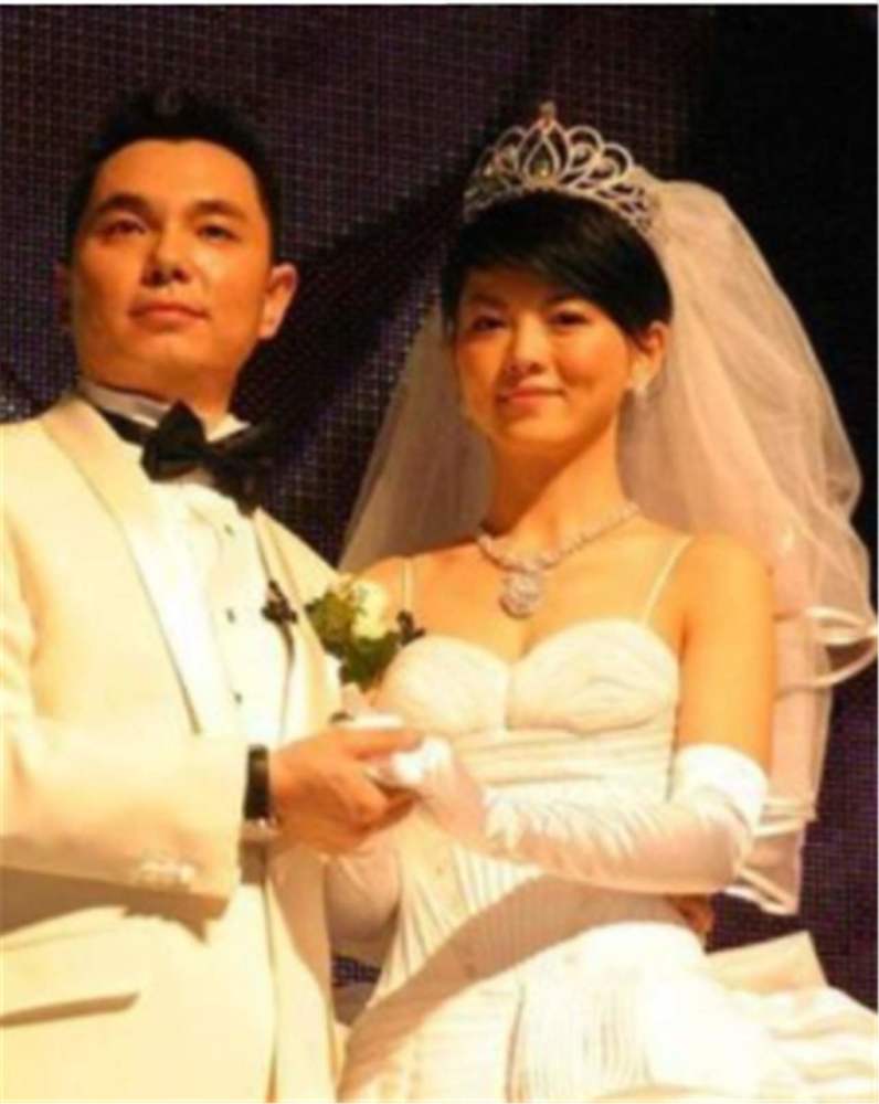 钻石大亨李厚霖,不仅是秦海璐的男闺蜜,更是李湘的前夫!