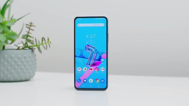 华硕手机为何没有倒闭?zenfone7告诉你:倒闭?我可是一直在进步