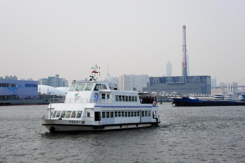 摇啊摇从浦西到浦东黄浦江上轮渡的故事
