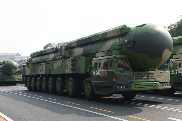 报告称,中国现有固定发射井发射的洲际弹道导弹达到100枚,css-3 (df