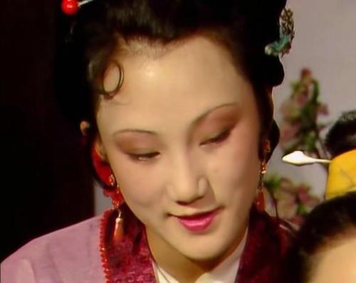 贾琏?